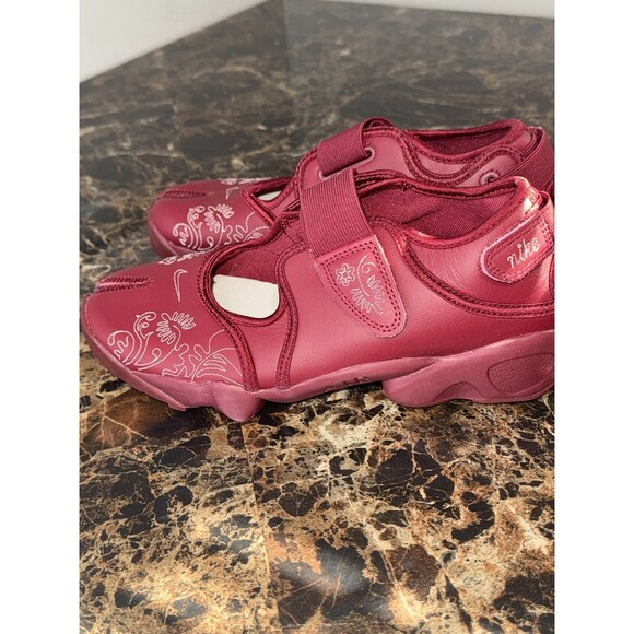 Nike WMNS Air Rift Leather Botanical Stitch Team Red Limited IH7318-677 Size 8 - Picture 4 of 14